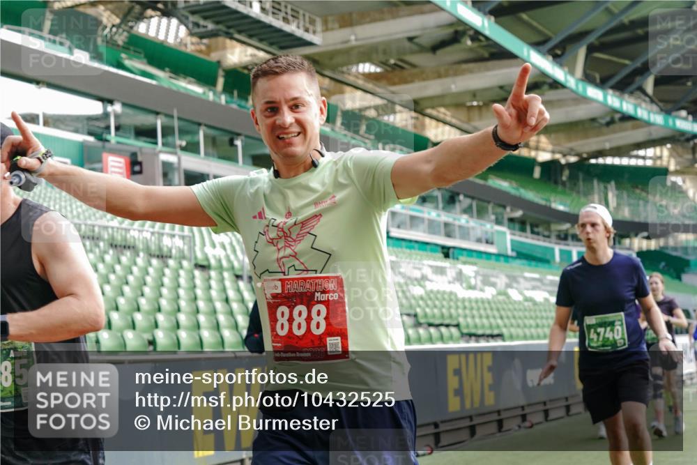 13.09.2026 - 21. swb-Marathon Bremen Michael Burmester http://msf.ph/oto/10432525 13.09.2026 13:29:45 Laufen im Stadion 171, 220, 297, 405, 422, 476, 685, 729, 754, 767, 986, 1079, 1217, 1242, 1270, 1298, 1325, 1384, 1615, 1633, 1634, 1741, 1777, 1810, 1811, 1886, 1983, 2238, 2242, 2249, 2263, 2326, 2365, 2436, 2449, 2472, 2546, 2574, 2593, 2615, 2738, 2740, 2743, 2830, 2862, 2868, 2869, 2871, 2924, 2991, 3020, 3053, 3061, 3129, 3154, 3227, 3238, 3274, 3286, 3321, 3361, 3563, 3594, 3595, 3605, 3678, 3694, 3755, 3758, 3798, 3826, 3853, 3898, 3929, 3953, 3965, 3971, 3987, 4011, 4056, 4108 meine-sportfotos.de