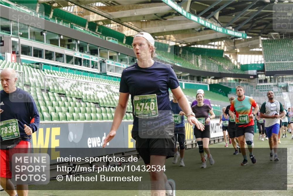 13.09.2026 - 21. swb-Marathon Bremen Michael Burmester http://msf.ph/oto/10432534 13.09.2026 13:29:46 Laufen im Stadion 171, 220, 297, 405, 422, 476, 685, 729, 754, 767, 986, 1079, 1217, 1242, 1270, 1298, 1325, 1384, 1615, 1633, 1634, 1741, 1777, 1810, 1811, 1886, 1983, 2238, 2242, 2249, 2263, 2326, 2365, 2436, 2449, 2472, 2546, 2574, 2593, 2615, 2738, 2740, 2743, 2830, 2862, 2868, 2869, 2871, 2924, 2991, 3020, 3053, 3061, 3129, 3154, 3227, 3238, 3274, 3286, 3321, 3361, 3563, 3594, 3595, 3605, 3678, 3694, 3755, 3758, 3798, 3853, 3876, 3898, 3929, 3953, 3965, 3971, 3987, 4011, 4056, 4108 meine-sportfotos.de