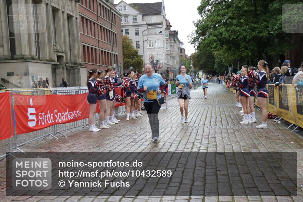 13.09.2026 - Kiel Lauf Yannick Fuchs http://msf.ph/oto/10432589 13.09.2026 11:22:56 Ziel 1305, 5917, 7737 meine-sportfotos.de