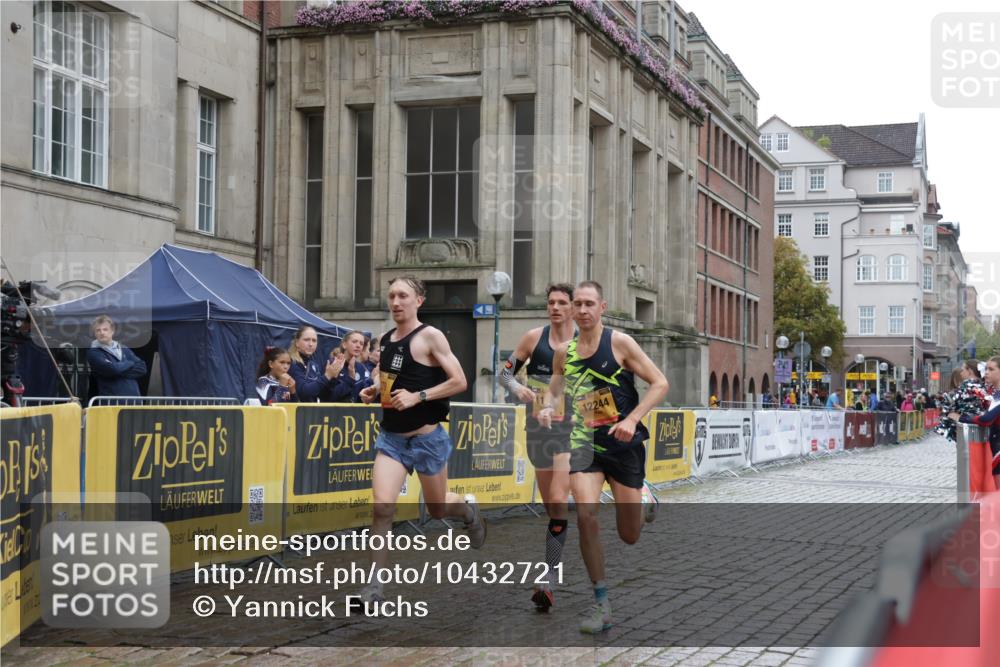 13.09.2026 - Kiel Lauf Yannick Fuchs http://msf.ph/oto/10432721 13.09.2026 11:23:58 Ziel 7002, 11523, 2032, 7693 meine-sportfotos.de