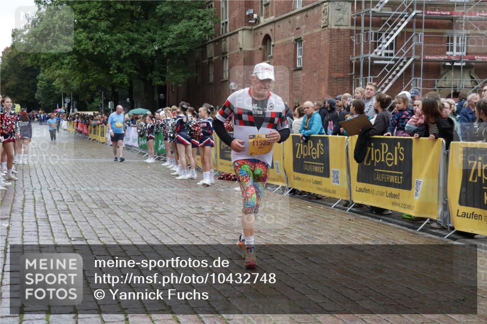 13.09.2026 - Kiel Lauf Yannick Fuchs http://msf.ph/oto/10432748 13.09.2026 11:24:22 Ziel 1723, 7693, 2032, 7002, 11523, 11523 meine-sportfotos.de
