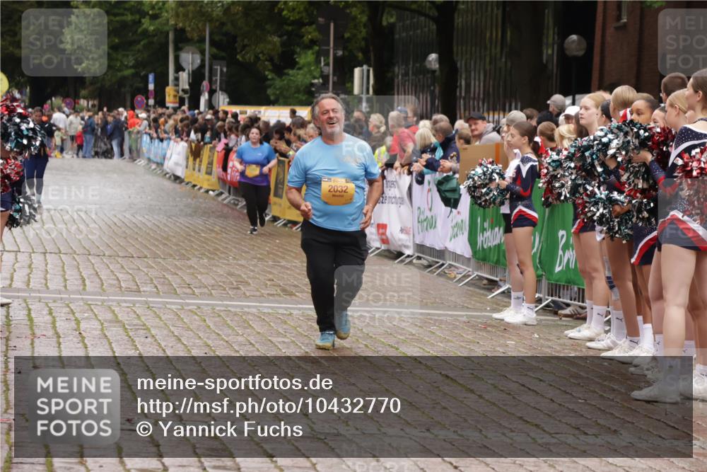 13.09.2026 - Kiel Lauf Yannick Fuchs http://msf.ph/oto/10432770 13.09.2026 11:24:33 Ziel 1723, 2032, 7002, 7693, 7002 meine-sportfotos.de