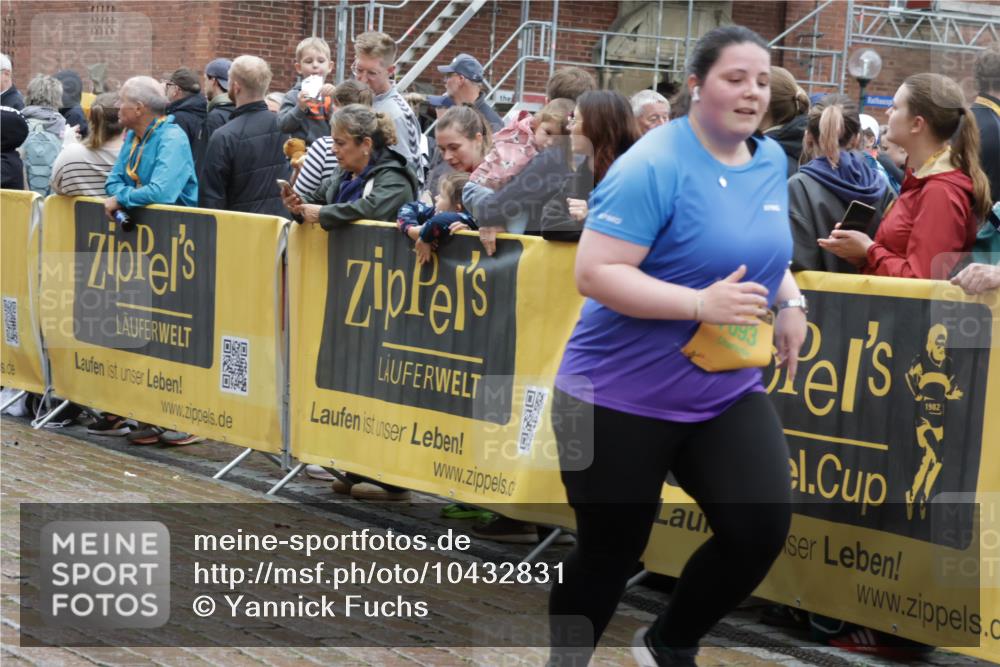 13.09.2026 - Kiel Lauf Yannick Fuchs http://msf.ph/oto/10432831 13.09.2026 11:24:48 Ziel 1723, 7693, 2032, 7693 meine-sportfotos.de