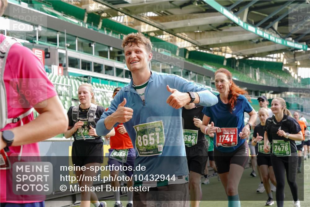 13.09.2026 - 21. swb-Marathon Bremen Michael Burmester http://msf.ph/oto/10432944 13.09.2026 13:30:02 Laufen im Stadion 171, 297, 405, 422, 476, 639, 685, 729, 754, 767, 806, 986, 1079, 1217, 1242, 1270, 1384, 1615, 1633, 1634, 1777, 1810, 1811, 1886, 1983, 2216, 2238, 2242, 2249, 2263, 2326, 2436, 2449, 2546, 2593, 2615, 2637, 2719, 2738, 2740, 2830, 2862, 2868, 2869, 2871, 2918, 2924, 2991, 2994, 3020, 3053, 3101, 3129, 3227, 3238, 3274, 3286, 3321, 3361, 3563, 3594, 3595, 3605, 3678, 3755, 3758, 3798, 3876, 3898, 3929, 3953, 3965, 3971, 3987, 4011, 4056 meine-sportfotos.de