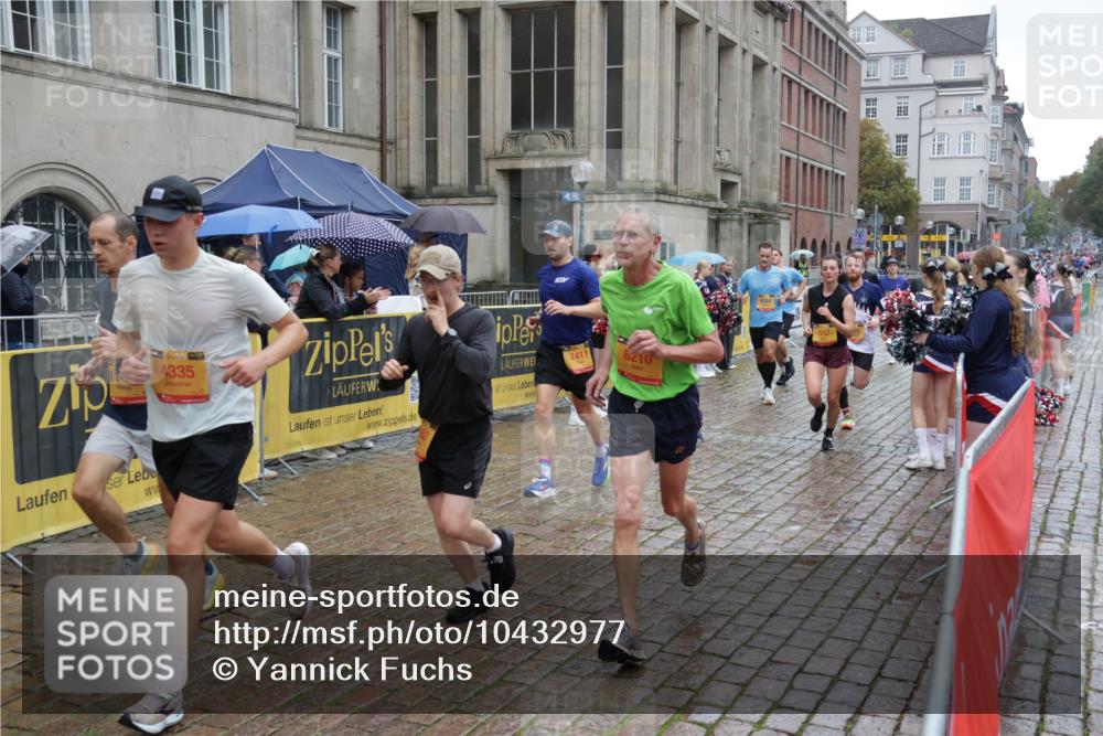 13.09.2026 - Kiel Lauf Yannick Fuchs http://msf.ph/oto/10432977 13.09.2026 11:41:30 Ziel 2430, 3629, 5774, 6895, 7247 meine-sportfotos.de
