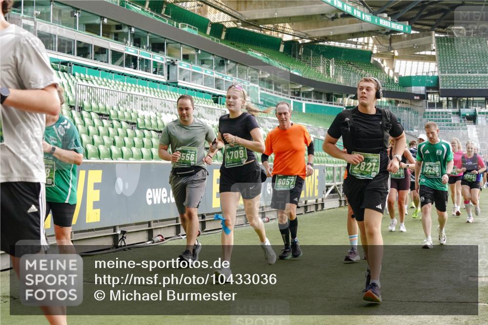 13.09.2026 - 21. swb-Marathon Bremen Michael Burmester http://msf.ph/oto/10433036 13.09.2026 13:30:06 Laufen im Stadion 171, 224, 297, 405, 422, 476, 639, 685, 729, 754, 767, 806, 986, 1114, 1217, 1242, 1270, 1384, 1615, 1633, 1634, 1777, 1810, 1811, 1886, 1983, 2216, 2238, 2242, 2249, 2263, 2326, 2368, 2372, 2436, 2449, 2546, 2615, 2637, 2719, 2738, 2740, 2830, 2862, 2868, 2869, 2871, 2918, 2924, 2991, 2994, 3020, 3053, 3101, 3129, 3227, 3238, 3274, 3286, 3321, 3361, 3563, 3594, 3595, 3605, 3678, 3755, 3758, 3798, 3873, 3876, 3898, 3929, 3953, 3965, 3971, 3987, 4011, 4056 meine-sportfotos.de