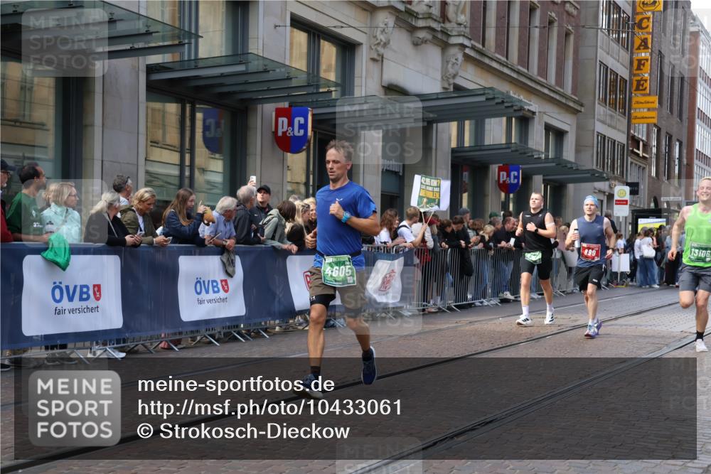 13.09.2026 - 21. swb-Marathon Bremen Strokosch-Dieckow http://msf.ph/oto/10433061 13.09.2026 13:12:32 Ziel 1513, 2350, 2362, 2442, 2559, 2801, 2858, 3988, 4605, 4879, 5379, 5965, 6349, 8029, 8798, 9217, 9775, 13106, 13140, 899, 1517, 2362, 2480, 3054, 3362, 3830, 4560, 4879, 5416, 6107, 6796, 7328, 7521, 8981, 9803, 13013 meine-sportfotos.de
