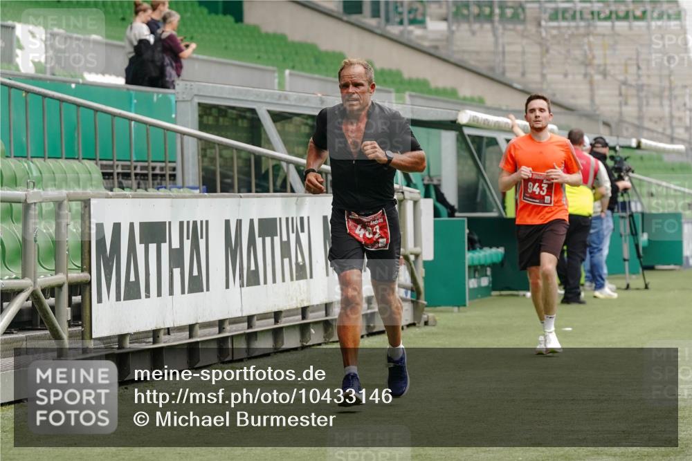 13.09.2026 - 21. swb-Marathon Bremen Michael Burmester http://msf.ph/oto/10433146 13.09.2026 12:32:09 Laufen im Stadion 417, 482, 573, 668, 943, 1020, 1126, 1357, 1507, 1606, 1629, 1639, 2100, 4474, 6507, 8044, 8285, 358, 420, 520, 547, 553, 574, 649, 719, 858, 934, 959, 1161, 1253, 1256, 1352, 1391, 1428, 1525, 1724, 1783, 1917, 3662, 4264 meine-sportfotos.de