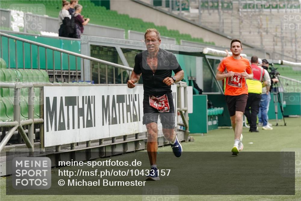 13.09.2026 - 21. swb-Marathon Bremen Michael Burmester http://msf.ph/oto/10433157 13.09.2026 12:32:09 Laufen im Stadion 417, 482, 573, 668, 943, 1020, 1126, 1357, 1507, 1606, 1629, 1639, 2100, 4474, 6507, 8044, 8285, 358, 420, 520, 547, 553, 574, 649, 719, 858, 934, 959, 1161, 1253, 1256, 1352, 1391, 1428, 1525, 1724, 1783, 1917, 3662, 4264 meine-sportfotos.de