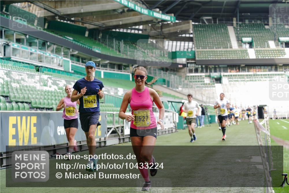 13.09.2026 - 21. swb-Marathon Bremen Michael Burmester http://msf.ph/oto/10433224 13.09.2026 10:24:24 Laufen im Stadion 10235, 10328, 10337, 10341, 10358, 10456, 10520, 10575, 10592, 10593, 10618, 10632, 10775, 10782, 10816, 10972, 11042, 11127, 11143, 11198, 11201, 11265, 11373, 11375, 11426, 11442, 11468, 11527, 11607, 11615, 11628, 11630, 11632, 11704, 11713, 11721, 11758, 11779, 11826, 11895, 11903, 11948, 12053, 12144, 12209, 12246, 12281, 12339, 12404, 12406, 12426, 12442, 12468, 12469, 12477, 12525, 13520, 13556, 13563, 13566, 13580, 13585, 13586, 13642 meine-sportfotos.de