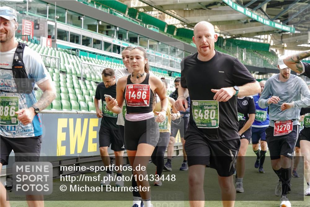 13.09.2026 - 21. swb-Marathon Bremen Michael Burmester http://msf.ph/oto/10433448 13.09.2026 13:30:29 Laufen im Stadion 122, 171, 224, 297, 405, 422, 476, 639, 754, 767, 806, 1114, 1217, 1242, 1270, 1314, 1529, 1615, 1633, 1634, 1775, 1810, 1811, 1886, 1983, 2216, 2238, 2242, 2249, 2263, 2326, 2368, 2372, 2436, 2449, 2546, 2615, 2629, 2637, 2643, 2677, 2719, 2738, 2740, 2830, 2869, 2871, 2877, 2918, 2994, 3020, 3053, 3094, 3101, 3129, 3227, 3274, 3286, 3361, 3401, 3563, 3605, 3723, 3755, 3758, 3873, 3876, 3898, 3929, 3953, 3965, 3971, 4011, 4056 meine-sportfotos.de