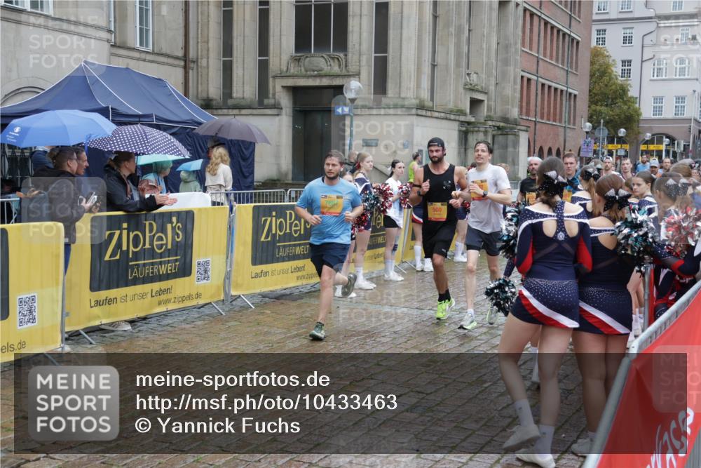 13.09.2026 - Kiel Lauf Yannick Fuchs http://msf.ph/oto/10433463 13.09.2026 11:42:49 Ziel 9569 meine-sportfotos.de