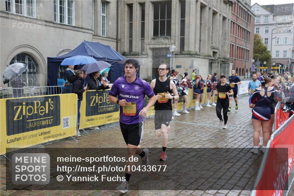 13.09.2026 - Kiel Lauf Yannick Fuchs http://msf.ph/oto/10433677 13.09.2026 11:43:10 Ziel 9569 meine-sportfotos.de