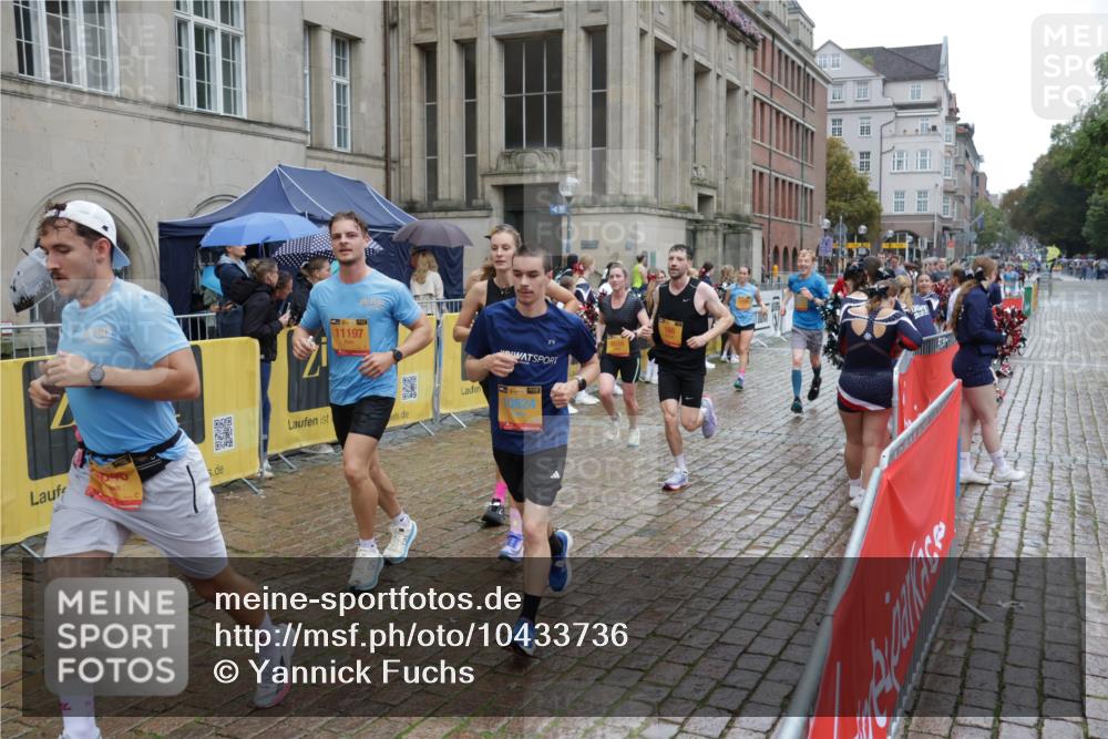 13.09.2026 - Kiel Lauf Yannick Fuchs http://msf.ph/oto/10433736 13.09.2026 11:43:16 Ziel 9569 meine-sportfotos.de