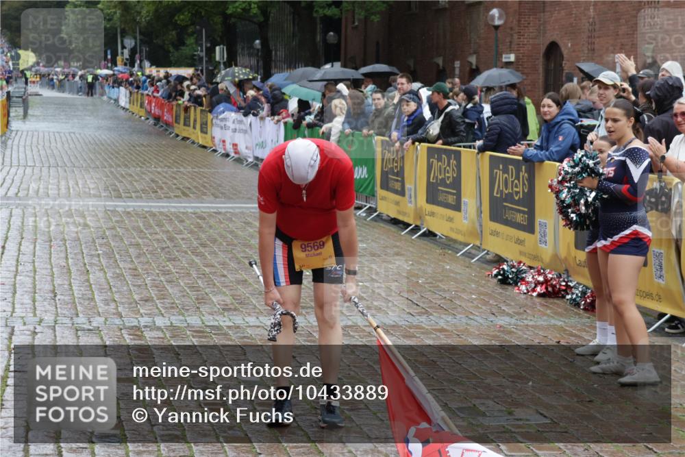 13.09.2026 - Kiel Lauf Yannick Fuchs http://msf.ph/oto/10433889 13.09.2026 11:43:32 Ziel 9569 meine-sportfotos.de