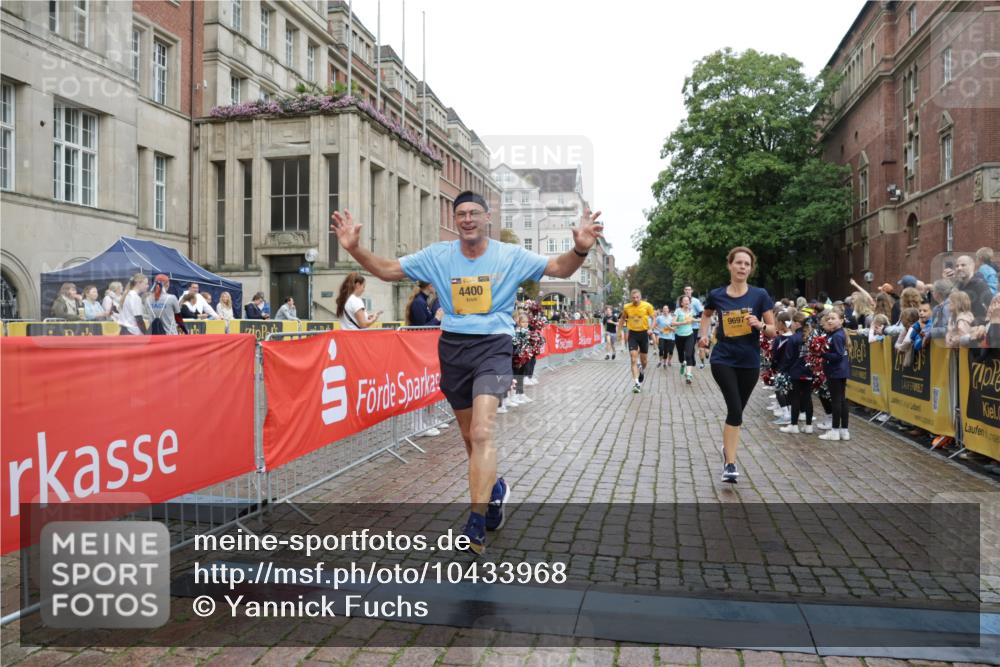 13.09.2026 - Kiel Lauf Yannick Fuchs http://msf.ph/oto/10433968 13.09.2026 09:47:44 Ziel 390, 466, 3373, 3735, 4011, 4103, 4365, 4400, 4460, 4479, 4952, 6078, 7767, 8096, 8503, 8833, 9528, 9697, 11654, 12099, 544, 591, 1235, 1324, 2587, 2870, 3192, 3629, 4480, 5167, 5517, 6072, 6575, 6639, 6696, 7461, 8231, 8503, 8524, 8540, 8777, 9091, 9634, 9936, 10076, 10555, 10789, 11964, 12635, 122, 218, 366, 1713, 1743, 2241, 2755, 3812, 4225, 4288, 4467, 4710, 5215, 6242, 6809, 6942, 7258, 9694, 10823, 11396, 12007, 12167, 12393, 2587, 7461, 9091 meine-sportfotos.de