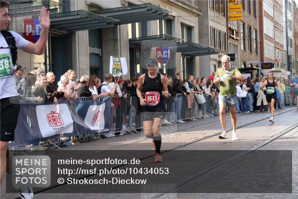 13.09.2026 - 21. swb-Marathon Bremen Strokosch-Dieckow http://msf.ph/oto/10434053 13.09.2026 13:13:03 Ziel 280, 621, 779, 987, 1207, 2130, 2360, 2882, 2962, 3566, 3625, 4582, 5345, 5769, 6038, 6394, 6407, 7874, 8197, 8464, 8477, 8568, 8963, 9092, 313, 868, 1513, 2350, 2442, 2498, 2559, 2801, 2858, 3625, 3988, 4605, 5379, 5965, 6349, 7874, 8029, 8291, 8419, 8798, 9092, 9217, 13106, 13140 meine-sportfotos.de