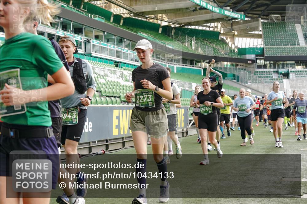 13.09.2026 - 21. swb-Marathon Bremen Michael Burmester http://msf.ph/oto/10434133 13.09.2026 13:33:00 Laufen im Stadion 155, 344, 350, 386, 428, 490, 594, 617, 690, 765, 786, 787, 1001, 1051, 1098, 1133, 1142, 1292, 1310, 1326, 1377, 1427, 1557, 1591, 1592, 1760, 1801, 1869, 1892, 1897, 1923, 2077, 2132, 2226, 2230, 2231, 2253, 2270, 2274, 2320, 2344, 2374, 2399, 2400, 2456, 2514, 2515, 2523, 2539, 2556, 2616, 2630, 2649, 2718, 2769, 2787, 2848, 2945, 2982, 3014, 3140, 3223, 3350, 3379, 3443, 3503, 3572, 3577, 3601, 3614, 3644, 3736, 3746, 3797, 3901, 3911, 3944, 3952, 3960 meine-sportfotos.de
