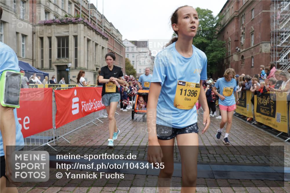 13.09.2026 - Kiel Lauf Yannick Fuchs http://msf.ph/oto/10434135 13.09.2026 09:47:54 Ziel 122, 218, 390, 1743, 2241, 2755, 3735, 3812, 4103, 4225, 4288, 4365, 4460, 5215, 6078, 6809, 6942, 7258, 8096, 10823, 11396, 11654, 12007, 12099, 12167, 12393, 466, 544, 591, 1324, 2870, 3192, 3373, 3629, 4011, 4400, 4479, 4480, 4952, 5517, 6072, 6575, 6639, 6696, 7767, 8231, 8503, 8540, 8777, 8833, 9528, 9634, 9697, 9936, 10789, 366, 872, 1227, 1713, 2970, 4219, 4467, 4710, 6242, 7070, 7481, 8080, 9694, 9755, 1235, 2587, 5167, 8524, 10076, 10555 meine-sportfotos.de