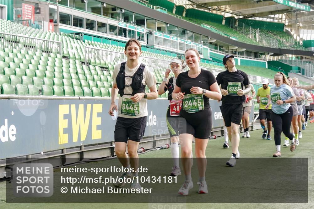 13.09.2026 - 21. swb-Marathon Bremen Michael Burmester http://msf.ph/oto/10434181 13.09.2026 13:33:02 Laufen im Stadion 155, 344, 350, 386, 428, 490, 594, 617, 690, 765, 786, 787, 1001, 1051, 1098, 1133, 1142, 1292, 1310, 1326, 1377, 1427, 1557, 1591, 1592, 1760, 1801, 1869, 1892, 1897, 1923, 2077, 2132, 2226, 2230, 2231, 2253, 2270, 2274, 2320, 2344, 2374, 2399, 2400, 2456, 2479, 2514, 2515, 2523, 2539, 2556, 2616, 2630, 2649, 2718, 2757, 2769, 2787, 2848, 2945, 2982, 3014, 3140, 3223, 3350, 3379, 3443, 3503, 3572, 3577, 3601, 3614, 3644, 3736, 3746, 3797, 3875, 3901, 3911, 3944, 3952, 3960 meine-sportfotos.de