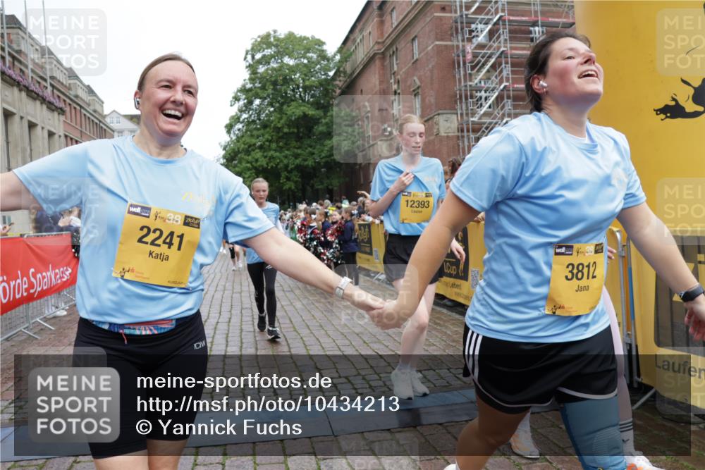 13.09.2026 - Kiel Lauf Yannick Fuchs http://msf.ph/oto/10434213 13.09.2026 09:47:57 Ziel 122, 218, 1713, 1743, 2241, 2755, 3735, 3812, 4225, 4288, 4365, 4460, 4710, 5215, 6809, 6942, 7258, 8096, 9694, 10823, 11396, 11654, 12007, 12167, 12393, 390, 466, 544, 591, 2870, 3192, 3373, 3629, 3735, 4011, 4103, 4400, 4479, 4480, 4952, 5517, 6072, 6078, 6639, 6696, 7767, 8503, 8540, 8777, 8833, 9528, 9634, 9697, 9936, 10789, 12099, 366, 872, 1047, 1227, 1976, 2656, 2671, 2970, 4219, 4467, 6242, 7070, 7247, 7481, 8080, 9755, 10200, 10555 meine-sportfotos.de