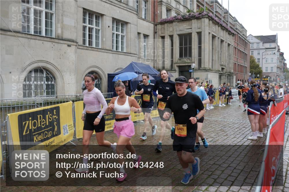 13.09.2026 - Kiel Lauf Yannick Fuchs http://msf.ph/oto/10434248 13.09.2026 11:44:11 Ziel  meine-sportfotos.de