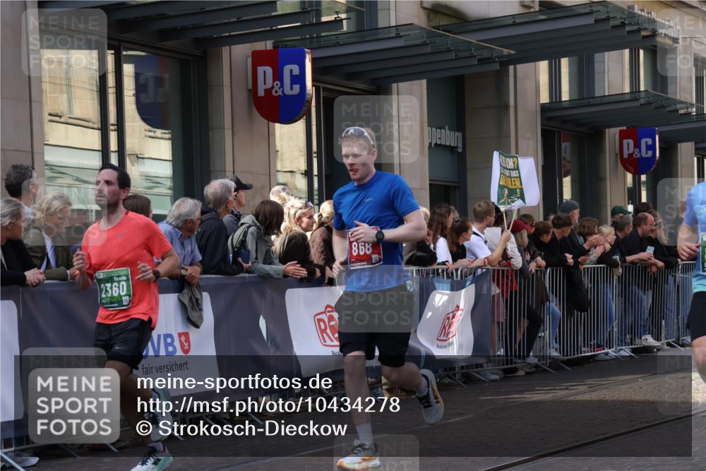 13.09.2026 - 21. swb-Marathon Bremen Strokosch-Dieckow http://msf.ph/oto/10434278 13.09.2026 13:13:11 Ziel 280, 779, 2130, 2360, 2401, 2767, 2882, 2962, 3566, 6038, 6394, 6407, 7493, 8197, 8477, 8568, 8840, 8963, 9442, 13099, 280, 313, 621, 868, 987, 1207, 1513, 2442, 2498, 2559, 2801, 2858, 3566, 3625, 4582, 5345, 5379, 5769, 5965, 6349, 7874, 8291, 8419, 8464, 8798, 9092, 9217, 13140 meine-sportfotos.de