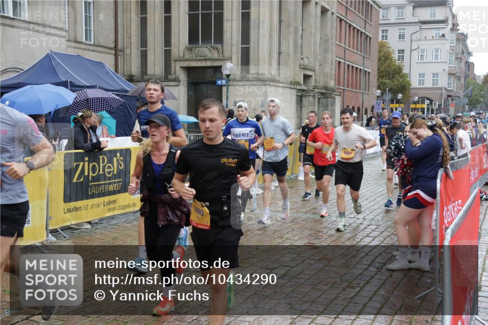 13.09.2026 - Kiel Lauf Yannick Fuchs http://msf.ph/oto/10434290 13.09.2026 11:44:16 Ziel  meine-sportfotos.de