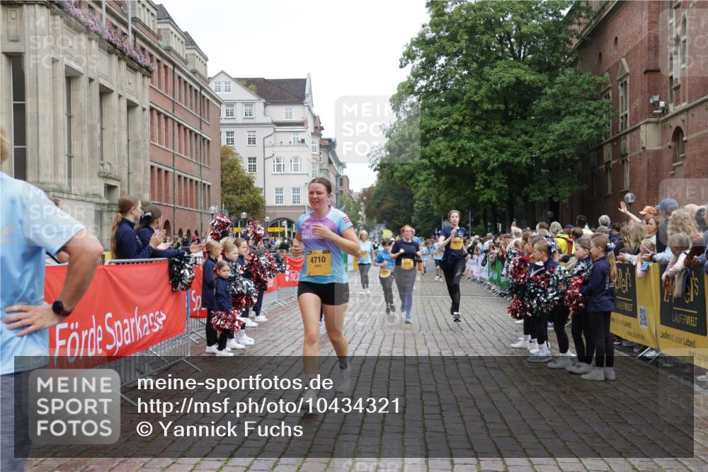 13.09.2026 - Kiel Lauf Yannick Fuchs http://msf.ph/oto/10434321 13.09.2026 09:48:02 Ziel 122, 218, 366, 1227, 1713, 2241, 2755, 3812, 4225, 4288, 4467, 4710, 5215, 6242, 6809, 6942, 7258, 9694, 10823, 12007, 12167, 12393, 390, 466, 591, 1743, 3373, 3629, 3735, 4011, 4103, 4365, 4400, 4460, 4479, 4480, 4952, 5215, 5517, 6072, 6078, 6639, 6696, 7767, 8096, 8503, 8540, 8777, 8833, 9528, 9697, 9936, 10789, 10823, 11396, 11654, 12099, 872, 1047, 1976, 2656, 2671, 2970, 4219, 5185, 5825, 6464, 7070, 7247, 7481, 8080, 9755, 10200 meine-sportfotos.de