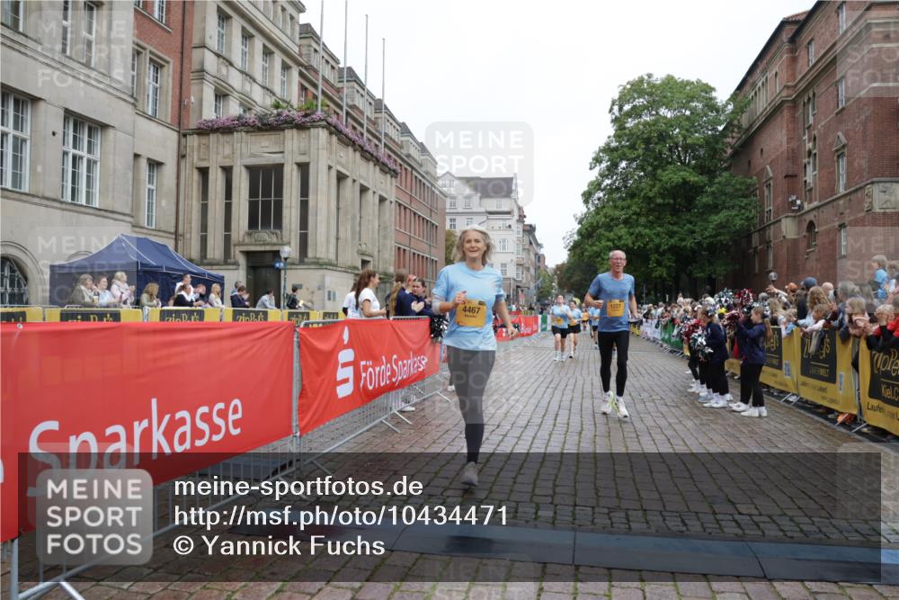 13.09.2026 - Kiel Lauf Yannick Fuchs http://msf.ph/oto/10434471 13.09.2026 09:48:07 Ziel 122, 366, 872, 1227, 1713, 4219, 4288, 4467, 4710, 6242, 6809, 7070, 7258, 7481, 8080, 9694, 9755, 218, 390, 466, 1743, 2241, 2755, 3373, 3735, 3812, 4011, 4103, 4225, 4365, 4400, 4460, 4479, 4480, 4952, 5215, 5517, 6078, 6696, 6809, 6942, 7767, 8096, 8503, 8833, 9528, 9697, 10789, 10823, 11396, 11654, 12007, 12099, 12167, 12393, 1047, 1493, 1976, 2656, 2671, 2970, 4350, 5185, 5518, 5825, 6464, 7247, 10200, 4480, 5517, 6696, 8503, 10789 meine-sportfotos.de