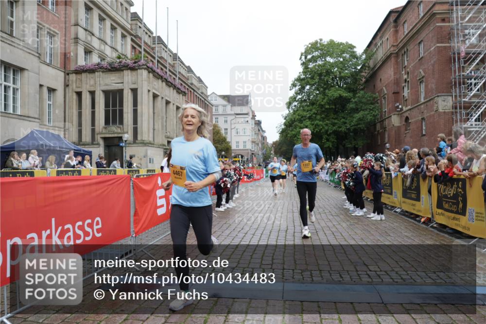 13.09.2026 - Kiel Lauf Yannick Fuchs http://msf.ph/oto/10434483 13.09.2026 09:48:07 Ziel 122, 366, 872, 1227, 1713, 4219, 4288, 4467, 4710, 6242, 6809, 7070, 7258, 7481, 8080, 9694, 9755, 218, 390, 466, 1743, 2241, 2755, 3373, 3735, 3812, 4011, 4103, 4225, 4365, 4400, 4460, 4479, 4480, 4952, 5215, 5517, 6078, 6696, 6809, 6942, 7767, 8096, 8503, 8833, 9528, 9697, 10789, 10823, 11396, 11654, 12007, 12099, 12167, 12393, 1047, 1493, 1976, 2656, 2671, 2970, 4350, 5185, 5518, 5825, 6464, 7247, 10200, 4480, 5517, 6696, 8503, 10789 meine-sportfotos.de