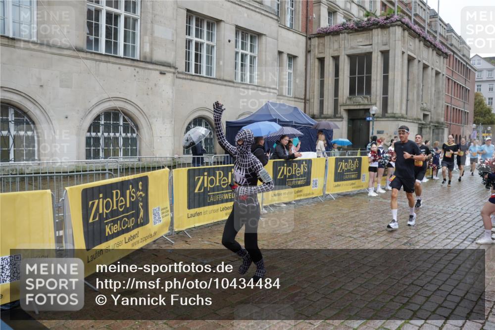 13.09.2026 - Kiel Lauf Yannick Fuchs http://msf.ph/oto/10434484 13.09.2026 11:44:30 Ziel  meine-sportfotos.de