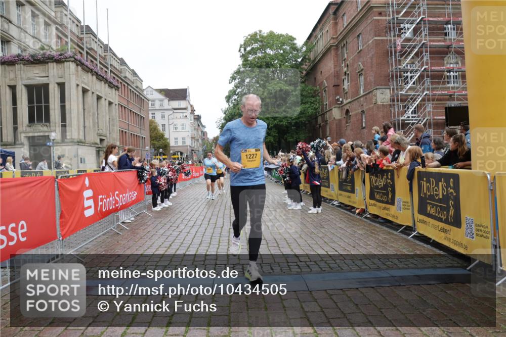 13.09.2026 - Kiel Lauf Yannick Fuchs http://msf.ph/oto/10434505 13.09.2026 09:48:08 Ziel 122, 366, 872, 1227, 1713, 4219, 4288, 4467, 4710, 6242, 7070, 7258, 7481, 8080, 9694, 9755, 122, 218, 390, 466, 1743, 2241, 2755, 3373, 3735, 3812, 4011, 4103, 4225, 4288, 4365, 4400, 4460, 4479, 4480, 4952, 5215, 6078, 6809, 6942, 7258, 7767, 8096, 8503, 8833, 9528, 9697, 10823, 11396, 11654, 12007, 12099, 12167, 12393, 1047, 1493, 1976, 2656, 2671, 2943, 2970, 4350, 5185, 5518, 5825, 6464, 7247, 10200, 3373, 4480, 5517, 6696, 7767, 8503, 10789 meine-sportfotos.de