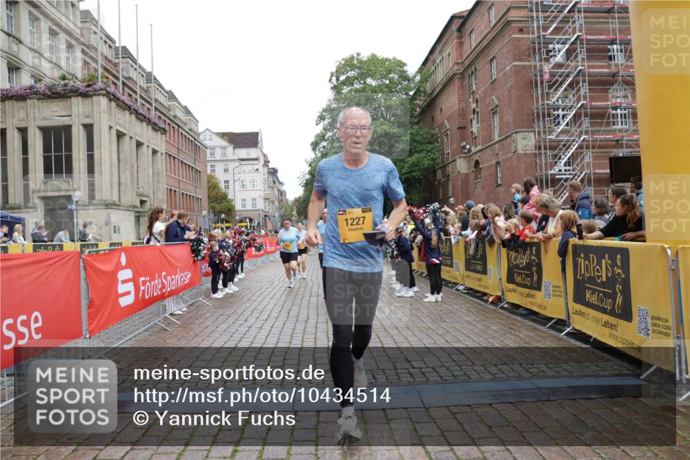 13.09.2026 - Kiel Lauf Yannick Fuchs http://msf.ph/oto/10434514 13.09.2026 09:48:09 Ziel 366, 872, 1227, 1713, 2970, 4219, 4467, 4710, 6242, 7070, 7481, 8080, 9694, 9755, 122, 218, 390, 466, 1743, 2241, 2755, 3373, 3735, 3812, 4011, 4103, 4225, 4288, 4365, 4400, 4460, 4479, 4952, 5215, 6078, 6809, 6942, 7258, 7767, 8096, 8503, 8833, 9528, 9697, 10823, 11396, 11654, 12007, 12099, 12167, 12393, 1047, 1493, 1976, 2656, 2671, 2943, 4350, 5185, 5518, 5825, 6464, 7247, 10200, 466, 3373, 4011, 4480, 5517, 6696, 7767, 8503, 8833, 10789 meine-sportfotos.de