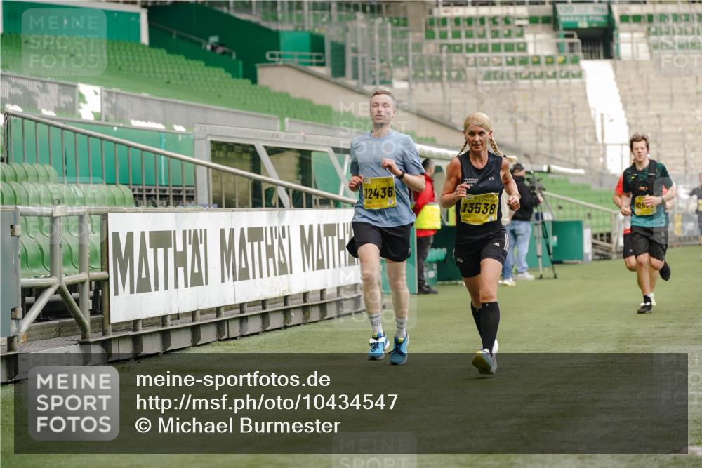 13.09.2026 - 21. swb-Marathon Bremen Michael Burmester http://msf.ph/oto/10434547 13.09.2026 10:25:04 Laufen im Stadion 10143, 10312, 10328, 10336, 10337, 10341, 10342, 10346, 10358, 10456, 10520, 10592, 10593, 10618, 10632, 10742, 10775, 10816, 10861, 10972, 10988, 11019, 11020, 11042, 11088, 11108, 11143, 11201, 11265, 11312, 11373, 11375, 11426, 11442, 11447, 11468, 11527, 11607, 11615, 11628, 11630, 11632, 11704, 11758, 11779, 11826, 11895, 11903, 11948, 12144, 12246, 12281, 12406, 12426, 12442, 12468, 12469, 12477, 12525, 13520, 13566, 13580, 13585, 13586 meine-sportfotos.de