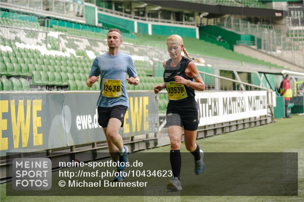 13.09.2026 - 21. swb-Marathon Bremen Michael Burmester http://msf.ph/oto/10434623 13.09.2026 10:25:07 Laufen im Stadion 10143, 10312, 10328, 10336, 10337, 10342, 10346, 10358, 10456, 10520, 10592, 10593, 10618, 10632, 10742, 10775, 10816, 10861, 10972, 10988, 11019, 11020, 11042, 11088, 11108, 11143, 11201, 11265, 11312, 11373, 11375, 11426, 11442, 11447, 11468, 11527, 11607, 11615, 11628, 11630, 11632, 11704, 11758, 11779, 11826, 11895, 11903, 11948, 12144, 12246, 12281, 12406, 12426, 12442, 12468, 12469, 12477, 12525, 13520, 13566, 13580, 13585, 13586 meine-sportfotos.de