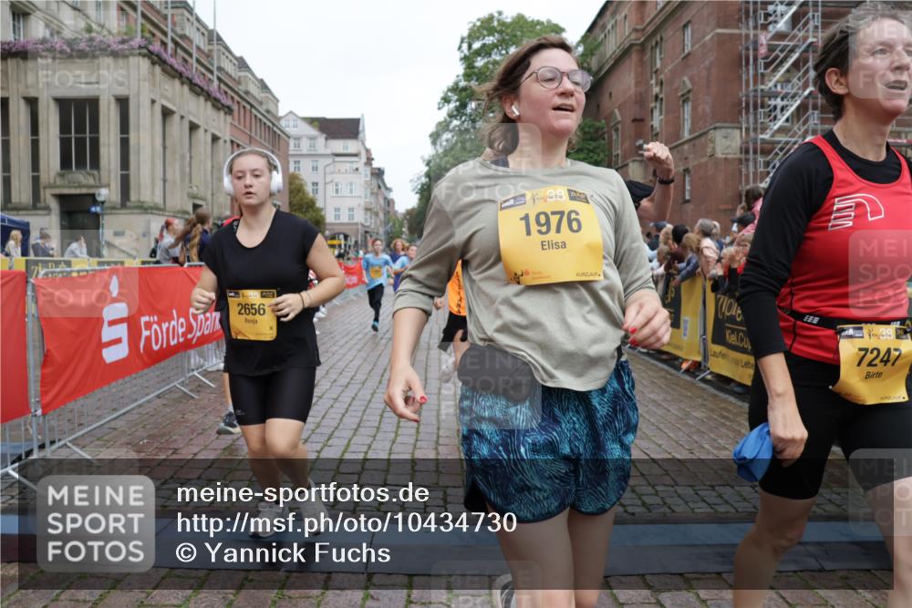 13.09.2026 - Kiel Lauf Yannick Fuchs http://msf.ph/oto/10434730 13.09.2026 09:48:19 Ziel 872, 1047, 1976, 2656, 2671, 2970, 4219, 4350, 5185, 5518, 5825, 6464, 7247, 7481, 9755, 10200, 11954, 122, 218, 366, 390, 872, 1227, 1713, 1743, 2241, 2755, 3735, 3812, 4103, 4225, 4288, 4365, 4460, 4467, 4710, 5215, 6078, 6242, 6809, 6942, 7070, 7258, 8080, 8096, 9694, 10823, 11396, 11654, 12007, 12099, 12167, 12393, 467, 1493, 1731, 2676, 2943, 3843, 7071, 7432, 8455, 10729, 11694, 390, 466, 3735, 4011, 4103, 4400, 4479, 4952, 6078, 8833, 9528, 9697 meine-sportfotos.de