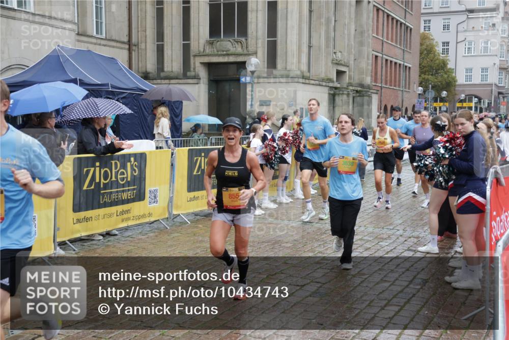 13.09.2026 - Kiel Lauf Yannick Fuchs http://msf.ph/oto/10434743 13.09.2026 11:44:48 Ziel  meine-sportfotos.de