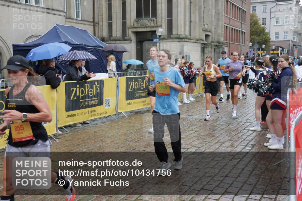 13.09.2026 - Kiel Lauf Yannick Fuchs http://msf.ph/oto/10434756 13.09.2026 11:44:49 Ziel  meine-sportfotos.de