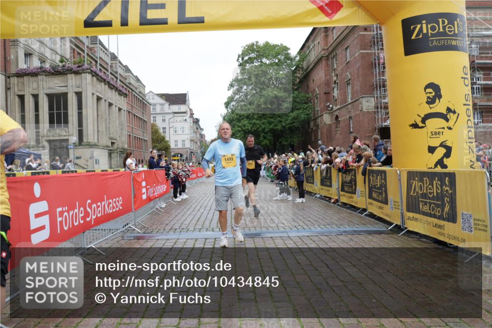 13.09.2026 - Kiel Lauf Yannick Fuchs http://msf.ph/oto/10434845 13.09.2026 09:48:30 Ziel 1493, 1731, 2943, 4350, 5518, 6464, 8455, 122, 218, 366, 872, 1047, 1227, 1713, 1976, 2656, 2671, 2970, 4219, 4288, 4467, 4710, 5185, 5825, 6242, 6464, 6809, 7070, 7247, 7258, 7481, 8080, 9694, 9755, 10200, 11954, 467, 1547, 2047, 2663, 2676, 2852, 2921, 3509, 3843, 5784, 6239, 7071, 7432, 7448, 9209, 9382, 9384, 10458, 10729, 10961, 11054, 11184, 11694, 122, 218, 1743, 2241, 2755, 3812, 4225, 4288, 4365, 4460, 5215, 6809, 6942, 7258, 8096 meine-sportfotos.de