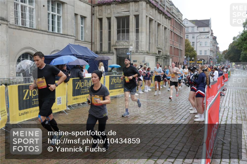 13.09.2026 - Kiel Lauf Yannick Fuchs http://msf.ph/oto/10434859 13.09.2026 11:44:56 Ziel  meine-sportfotos.de