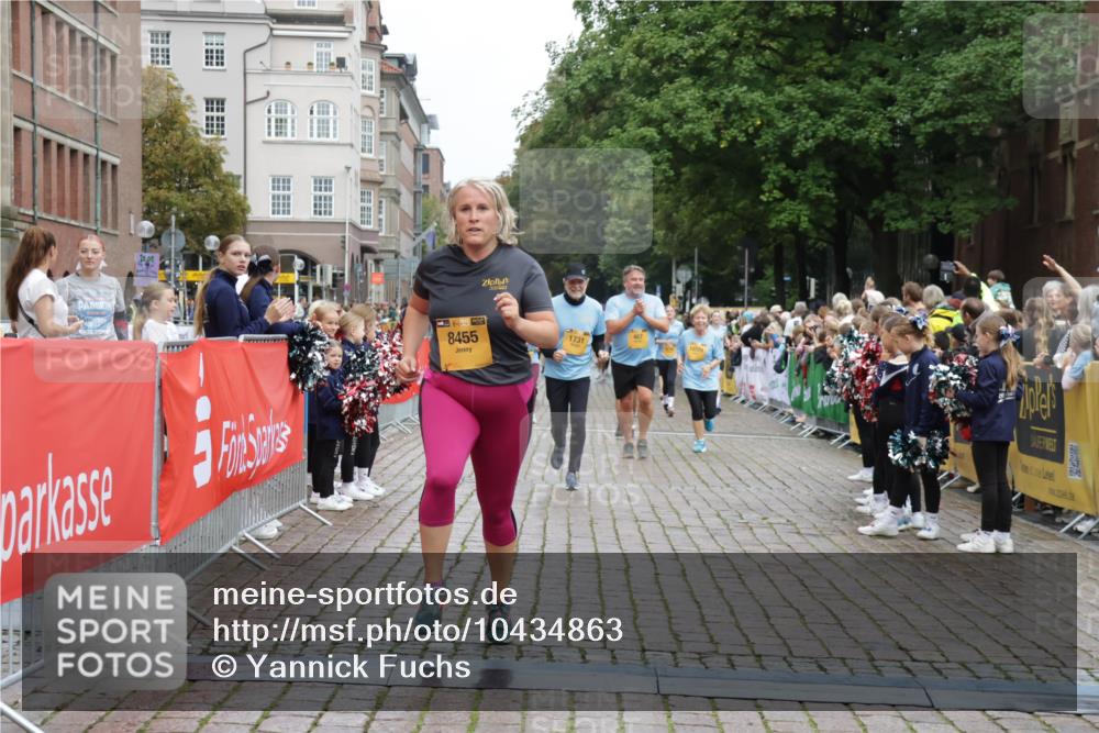 13.09.2026 - Kiel Lauf Yannick Fuchs http://msf.ph/oto/10434863 13.09.2026 09:48:34 Ziel 467, 1493, 1731, 2676, 2943, 3843, 7071, 7432, 8455, 10729, 11694, 366, 872, 1047, 1227, 1713, 1976, 2656, 2671, 2970, 4219, 4350, 4467, 4710, 5185, 5518, 5825, 6242, 6464, 7070, 7247, 7481, 8080, 9694, 9755, 10200, 11954, 830, 1547, 2047, 2663, 2852, 2921, 3509, 5784, 6239, 6362, 7448, 9209, 9382, 9384, 9691, 10458, 10961, 11054, 11184, 12614, 122, 218, 1713, 2241, 2755, 3812, 4225, 4288, 4710, 5215, 6809, 6942, 7258, 9694 meine-sportfotos.de