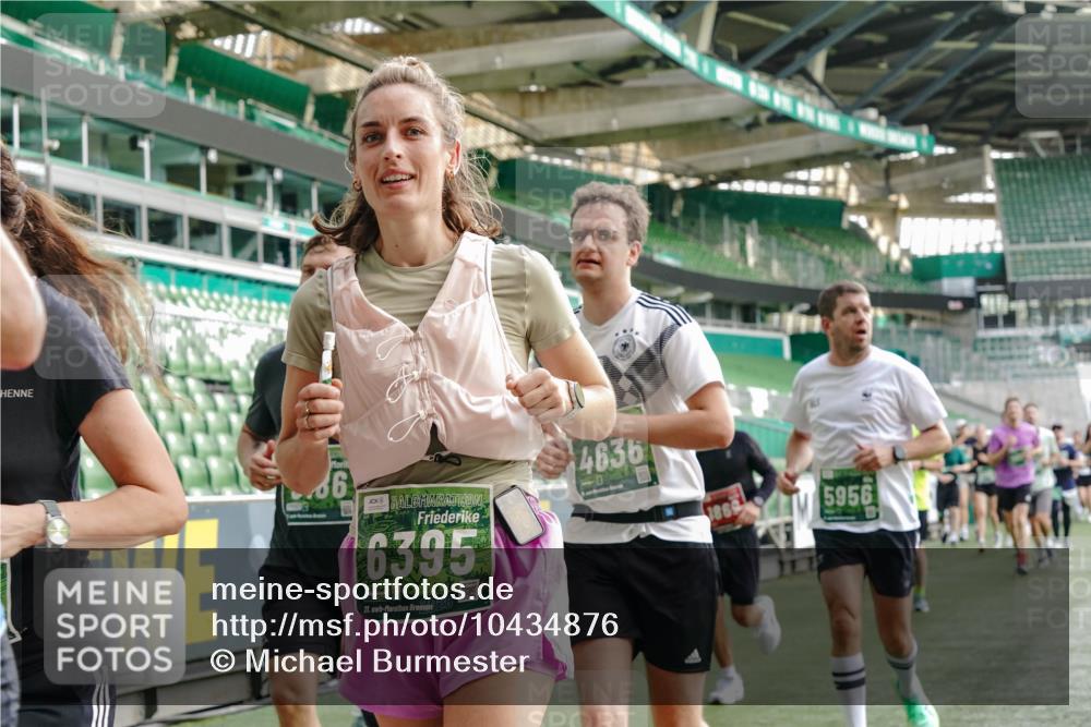 13.09.2026 - 21. swb-Marathon Bremen Michael Burmester http://msf.ph/oto/10434876 13.09.2026 13:33:35 Laufen im Stadion 155, 344, 350, 428, 490, 594, 679, 690, 709, 765, 786, 787, 916, 1001, 1026, 1048, 1051, 1098, 1133, 1292, 1377, 1444, 1557, 1591, 1592, 1661, 1703, 1760, 1827, 1923, 1996, 2077, 2132, 2226, 2230, 2231, 2270, 2274, 2320, 2374, 2399, 2400, 2451, 2456, 2479, 2511, 2514, 2515, 2523, 2539, 2543, 2556, 2616, 2630, 2641, 2649, 2718, 2735, 2757, 2769, 2787, 2848, 2982, 3014, 3345, 3350, 3443, 3503, 3577, 3601, 3614, 3708, 3709, 3720, 3797, 3875, 3901, 3911, 3952, 4001 meine-sportfotos.de