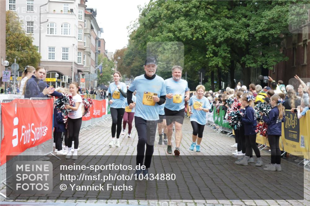 13.09.2026 - Kiel Lauf Yannick Fuchs http://msf.ph/oto/10434880 13.09.2026 09:48:36 Ziel 467, 1493, 1731, 2676, 2943, 3843, 6239, 7071, 7432, 8455, 10729, 11694, 366, 872, 1047, 1227, 1493, 1713, 1976, 2656, 2671, 2970, 4219, 4350, 4467, 5185, 5518, 5825, 6242, 6464, 7070, 7247, 7481, 8080, 9694, 9755, 10200, 11954, 830, 1547, 2047, 2663, 2852, 2921, 3509, 5784, 6362, 6593, 7448, 9209, 9382, 9384, 9691, 10092, 10458, 10961, 11054, 11184, 12614, 122, 218, 366, 1713, 2755, 4288, 4467, 4710, 6242, 6809, 7258, 9694 meine-sportfotos.de