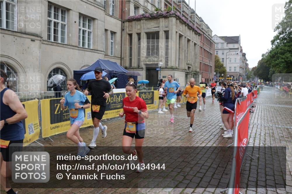 13.09.2026 - Kiel Lauf Yannick Fuchs http://msf.ph/oto/10434944 13.09.2026 11:45:02 Ziel  meine-sportfotos.de