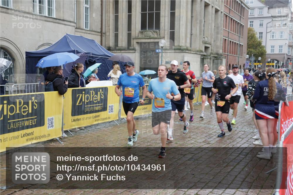 13.09.2026 - Kiel Lauf Yannick Fuchs http://msf.ph/oto/10434961 13.09.2026 11:45:08 Ziel  meine-sportfotos.de