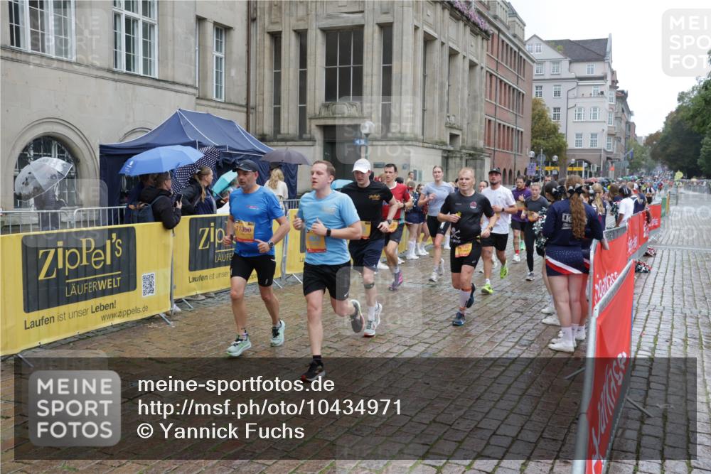 13.09.2026 - Kiel Lauf Yannick Fuchs http://msf.ph/oto/10434971 13.09.2026 11:45:09 Ziel  meine-sportfotos.de