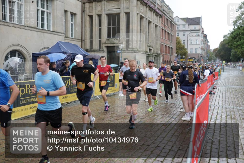 13.09.2026 - Kiel Lauf Yannick Fuchs http://msf.ph/oto/10434976 13.09.2026 11:45:10 Ziel  meine-sportfotos.de
