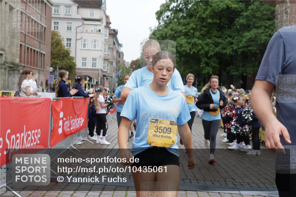 13.09.2026 - Kiel Lauf Yannick Fuchs http://msf.ph/oto/10435061 13.09.2026 09:48:49 Ziel 830, 1547, 2047, 2663, 2852, 2921, 3509, 5784, 6239, 6362, 7071, 7448, 9209, 9382, 9384, 9691, 10458, 10961, 11054, 11184, 11694, 12614, 467, 1047, 1493, 1731, 1976, 2656, 2671, 2676, 2943, 2970, 3843, 4350, 5185, 5518, 5825, 6464, 7071, 7247, 7432, 8455, 10200, 10729, 11694, 11954, 221, 1559, 1561, 2867, 3418, 3550, 4333, 4961, 6065, 6278, 6593, 8844, 9001, 9058, 9219, 10092, 10150, 11190, 11294, 11322, 11411, 872, 1047, 1976, 2656, 2671, 2970, 4219, 7070, 7247, 7481 meine-sportfotos.de