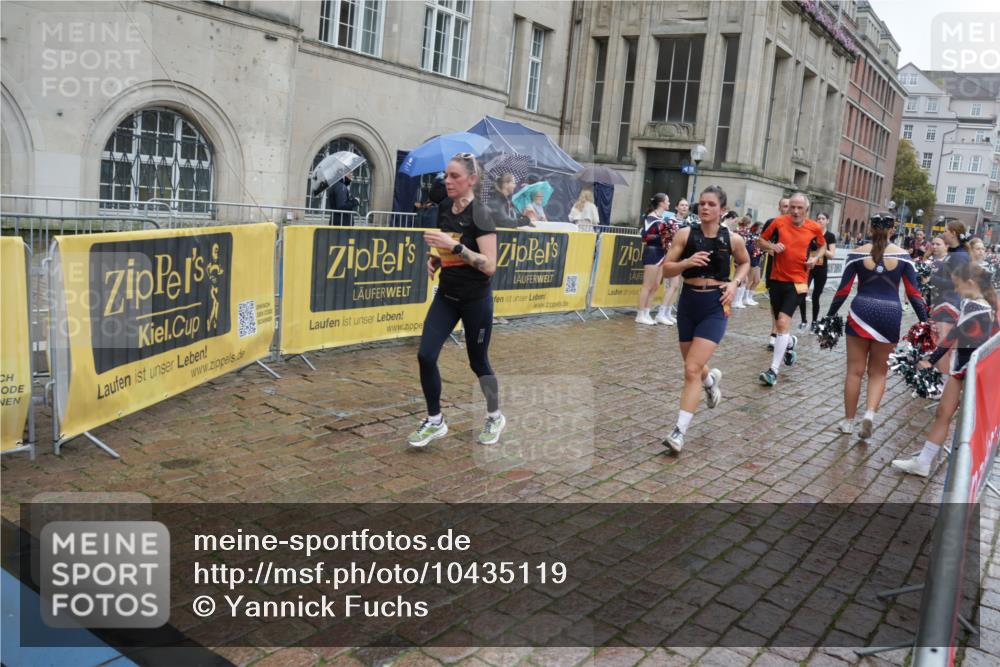 13.09.2026 - Kiel Lauf Yannick Fuchs http://msf.ph/oto/10435119 13.09.2026 11:45:25 Ziel  meine-sportfotos.de